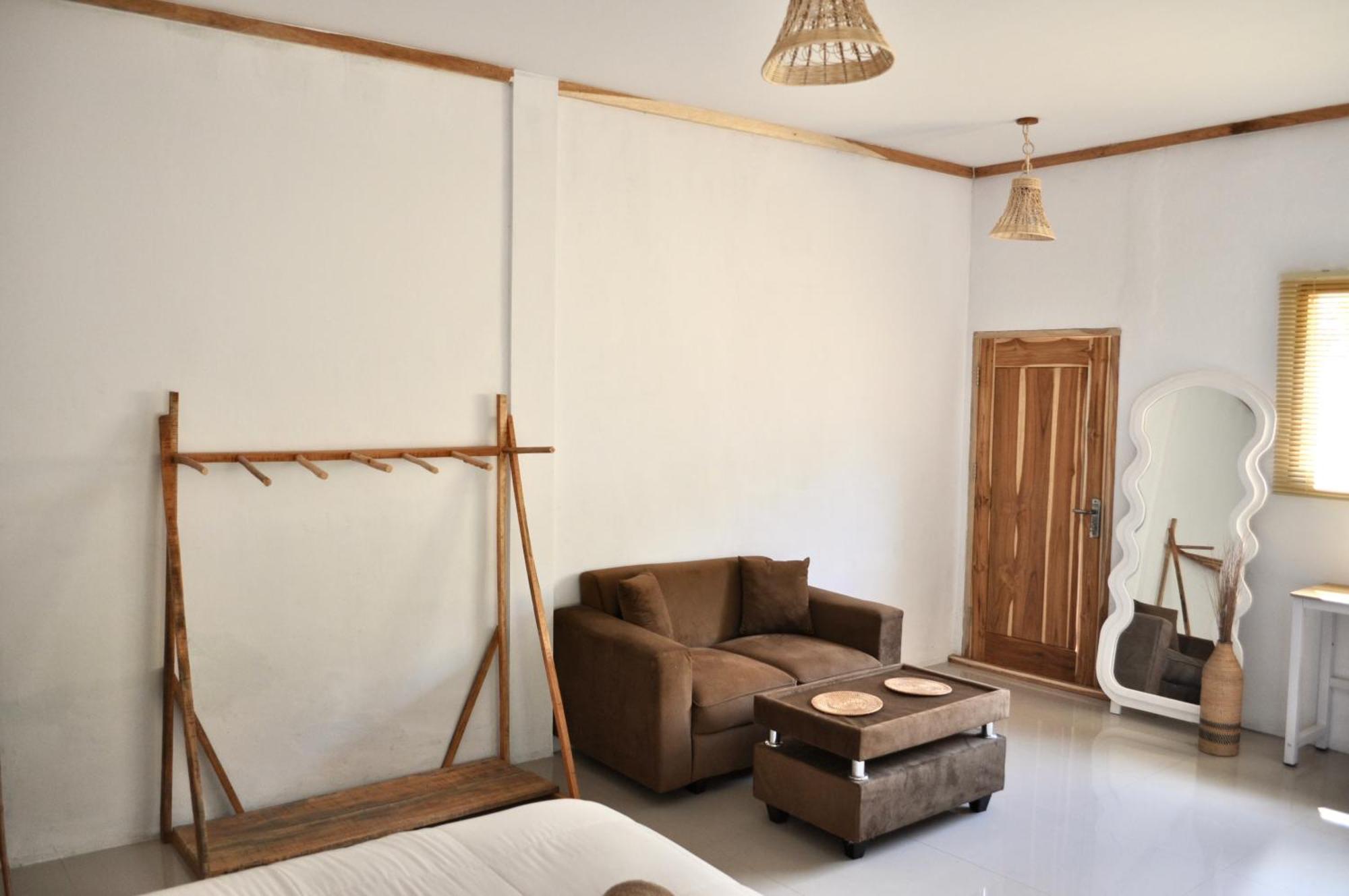 Ripbowl Guest House Selong Belanak Eksteriør bilde