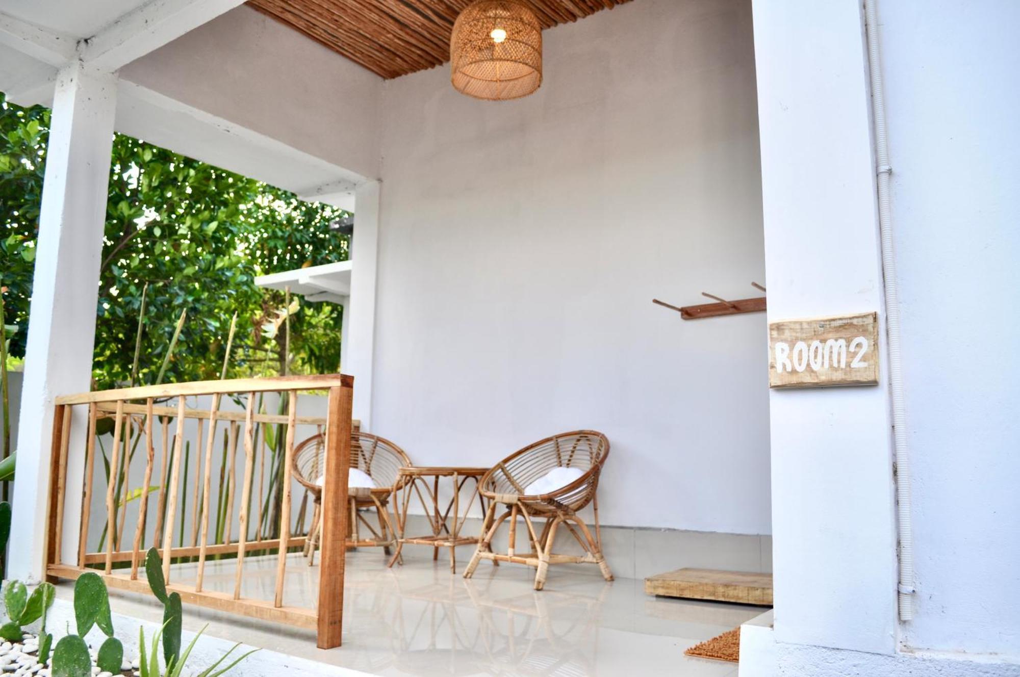 Ripbowl Guest House Selong Belanak Eksteriør bilde