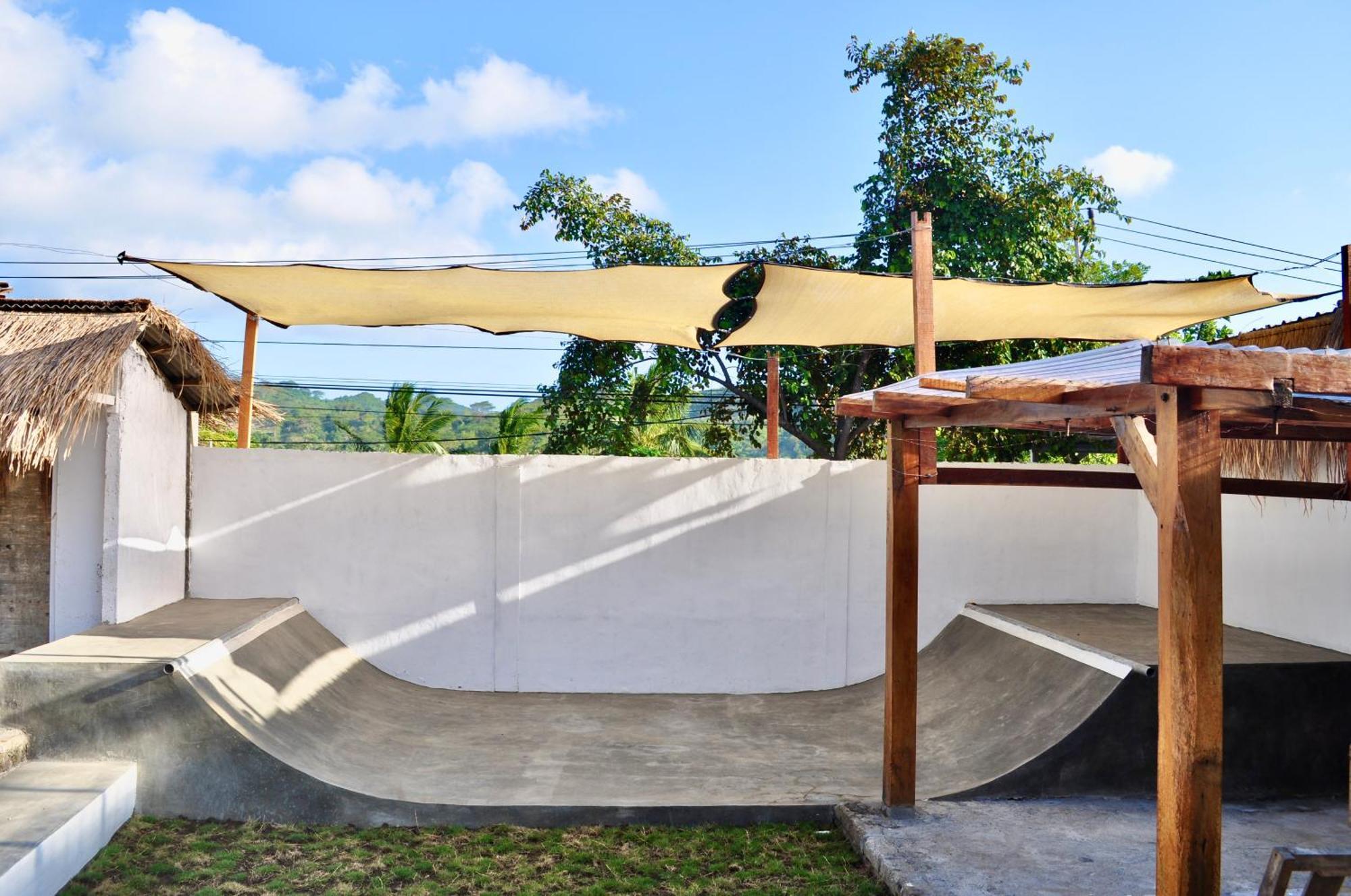 Ripbowl Guest House Selong Belanak Eksteriør bilde