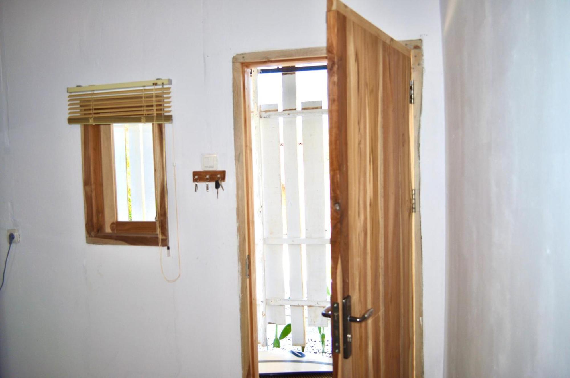 Ripbowl Guest House Selong Belanak Rom bilde
